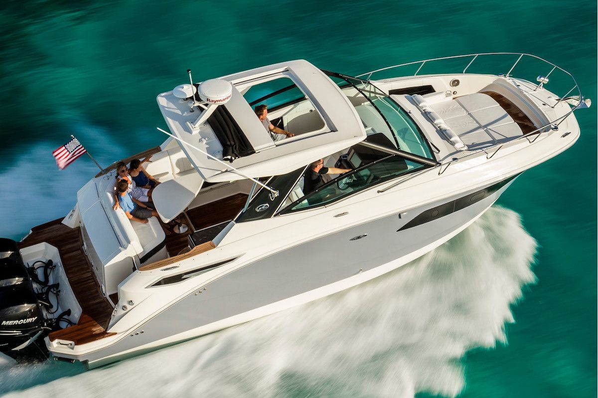 Just Sold: Sea Ray 320 OB 2019 Just Sold: Sea Ray 320 OB 2019
