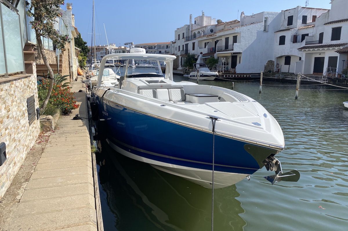 cigarette huntress for sale 2017 Cigarette 42 Huntress for sale with Next Generation Yachting