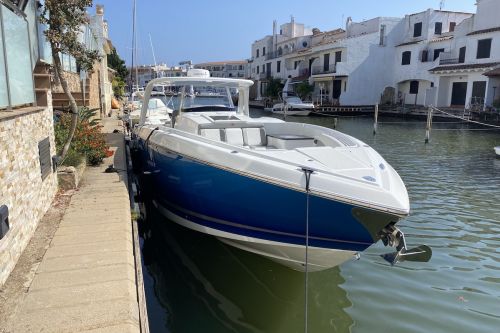 Newly Listed for sale: 2017 Cigarette 42 Huntress