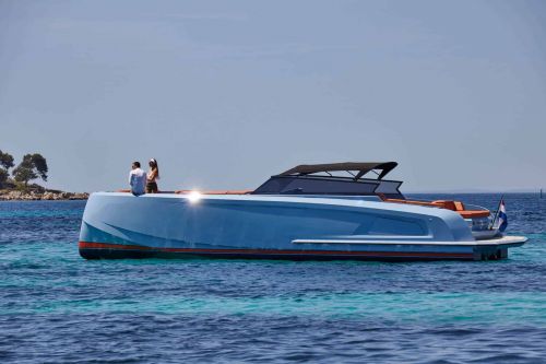Vanquish Yachts