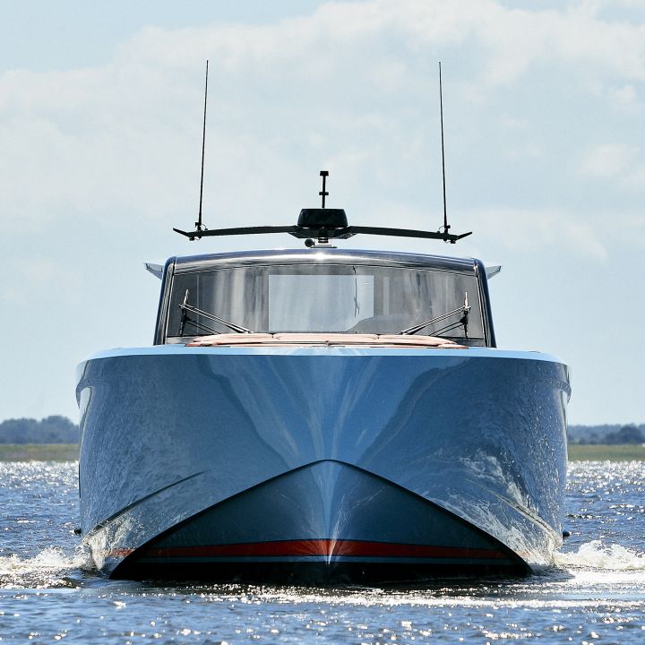 Vanquish Yachts