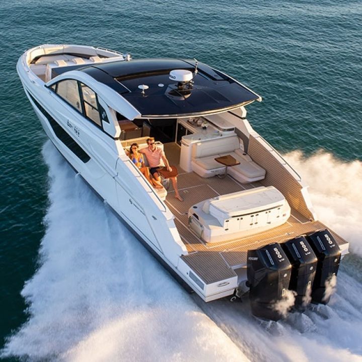Cruisers Yachts
