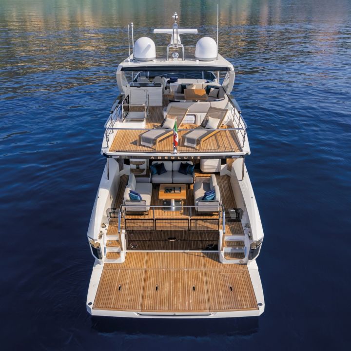 Absolute Yachts