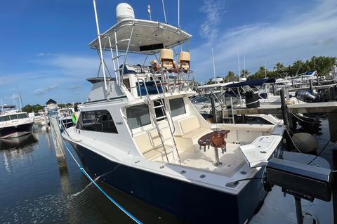 Cabo Yachts 35 Flybridge Sportfisher 2000  Miami FL for sale