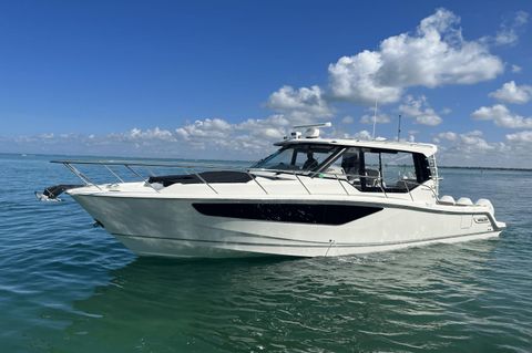 Boston Whaler 405 Conquest 2022  Sarasota FL for sale