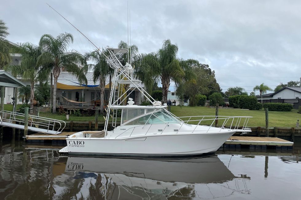 2001 cabo yachts 35 express reelistic jacksonville florida for sale