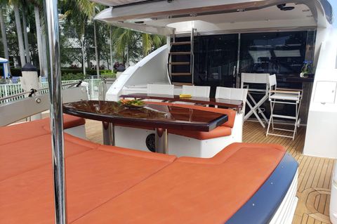 Lazzara Yachts LSX 92 2010 Lanida Fort Lauderdale FL for sale
