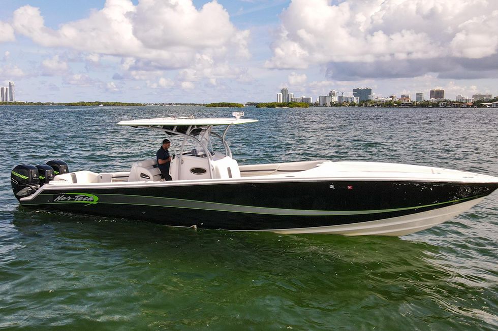 Nor-Tech 390 Sport Cuddy 2014  North Miami FL for sale