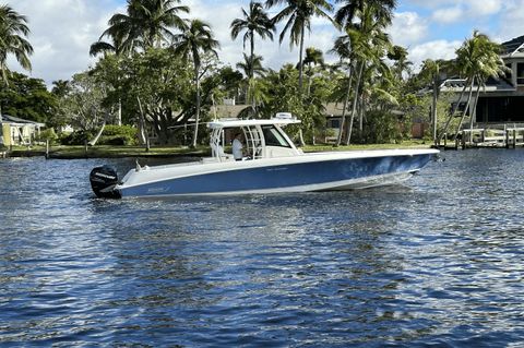 Boston Whaler 350 Outrage 2014  Fort Myers FL for sale