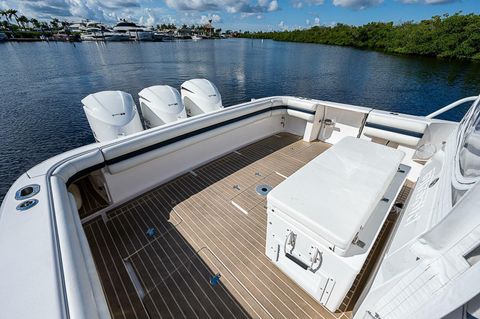 Intrepid 430 Sport Yacht 2016 Amiracle Fort Myers FL for sale
