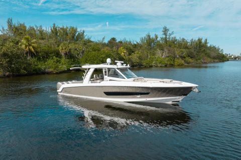 2017 boston whaler 420 outrage pearl deerfield beach florida for sale
