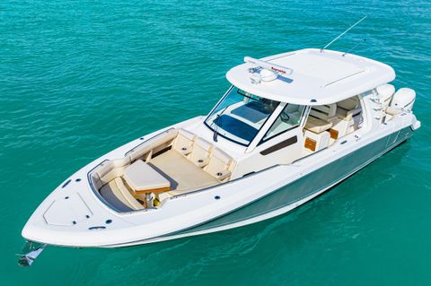 Boston Whaler 35 REALM 2019  Sarasota FL for sale