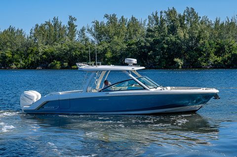 Boston Whaler 320 Vantage 2018  Boca Raton FL for sale