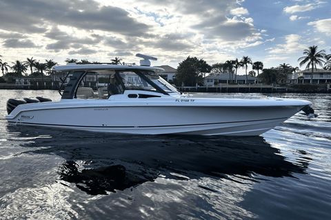 Boston Whaler 350 Realm 2022  Pompano Beach FL for sale