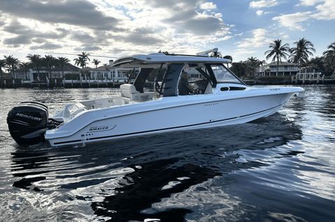 Boston Whaler 350 Realm 2022  Pompano Beach FL for sale