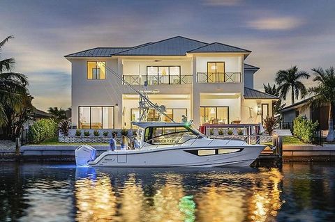 Boston Whaler 365 Conquest 2025  Miami FL for sale