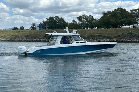 Boston Whaler 350 Realm 2022  Venice FL for sale