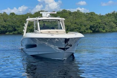 Boston Whaler 420 Outrage 2019  Fort Myers FL for sale