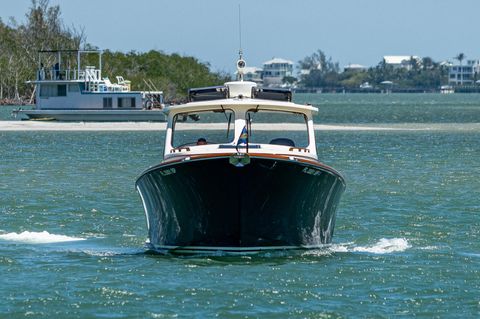Hinckley Picnic Boat 34 MKII 2018 SNO SUBSTITUTE Jupiter FL for sale