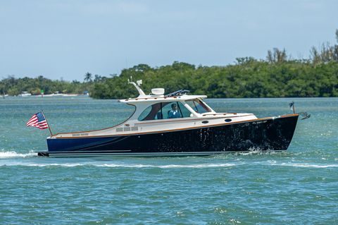 Hinckley Picnic Boat 34 MKII 2018 SNO SUBSTITUTE Jupiter FL for sale