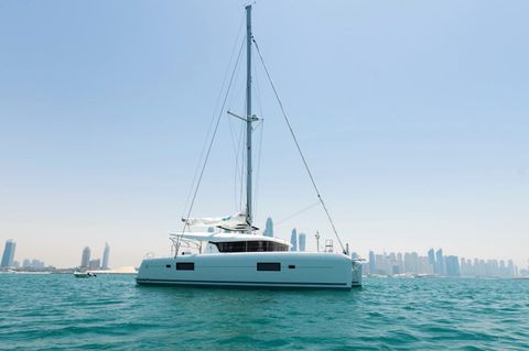 2017 Lagoon 42  DUBAÃ  for sale  -  Next Generation Yachting