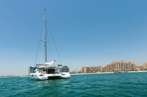 2017 Lagoon 42  DUBAÃ  for sale  -  Next Generation Yachting