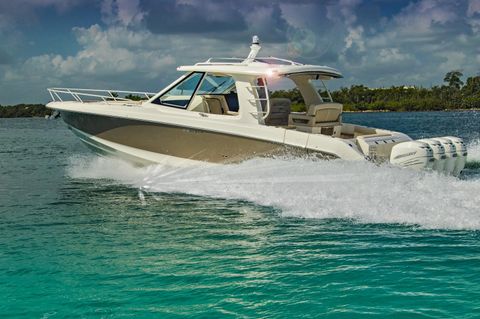 2019 Boston Whaler 380 Realm  Miami FL for sale  -  Next Generation Yachting