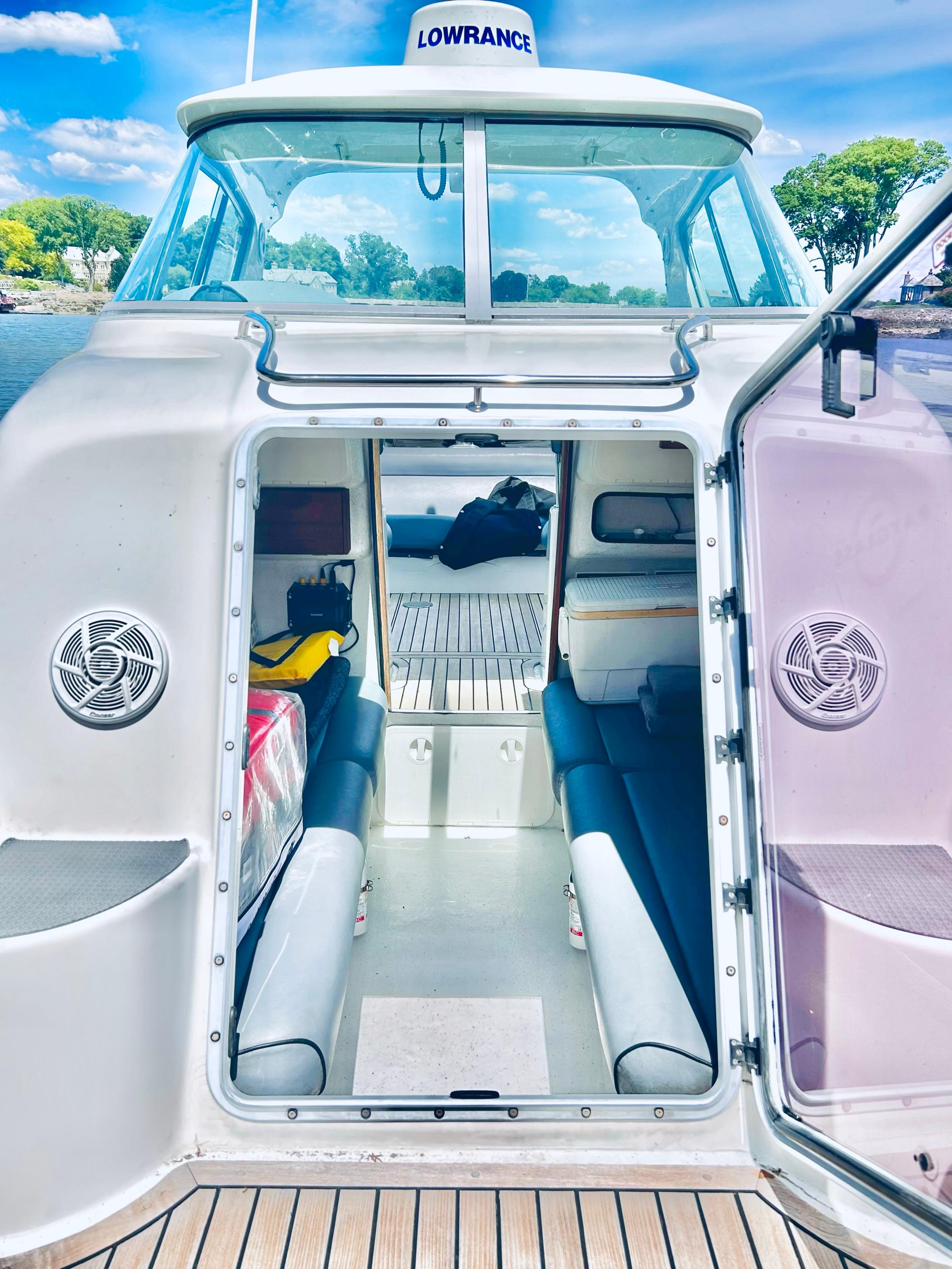 TUKI TENDER 2005 Protector 28 Targa Yacht For Sale in Greenwich CT TUKI TENDER 2005 Protector 28 Targa Yacht For Sale in Greenwich CT