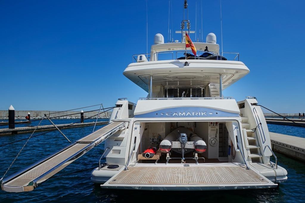 CAMARIK 2005 Custom Line 112 Yacht For Sale in Barcelona ES-B CAMARIK 2005 Custom Line 112 Yacht For Sale in Barcelona ES-B