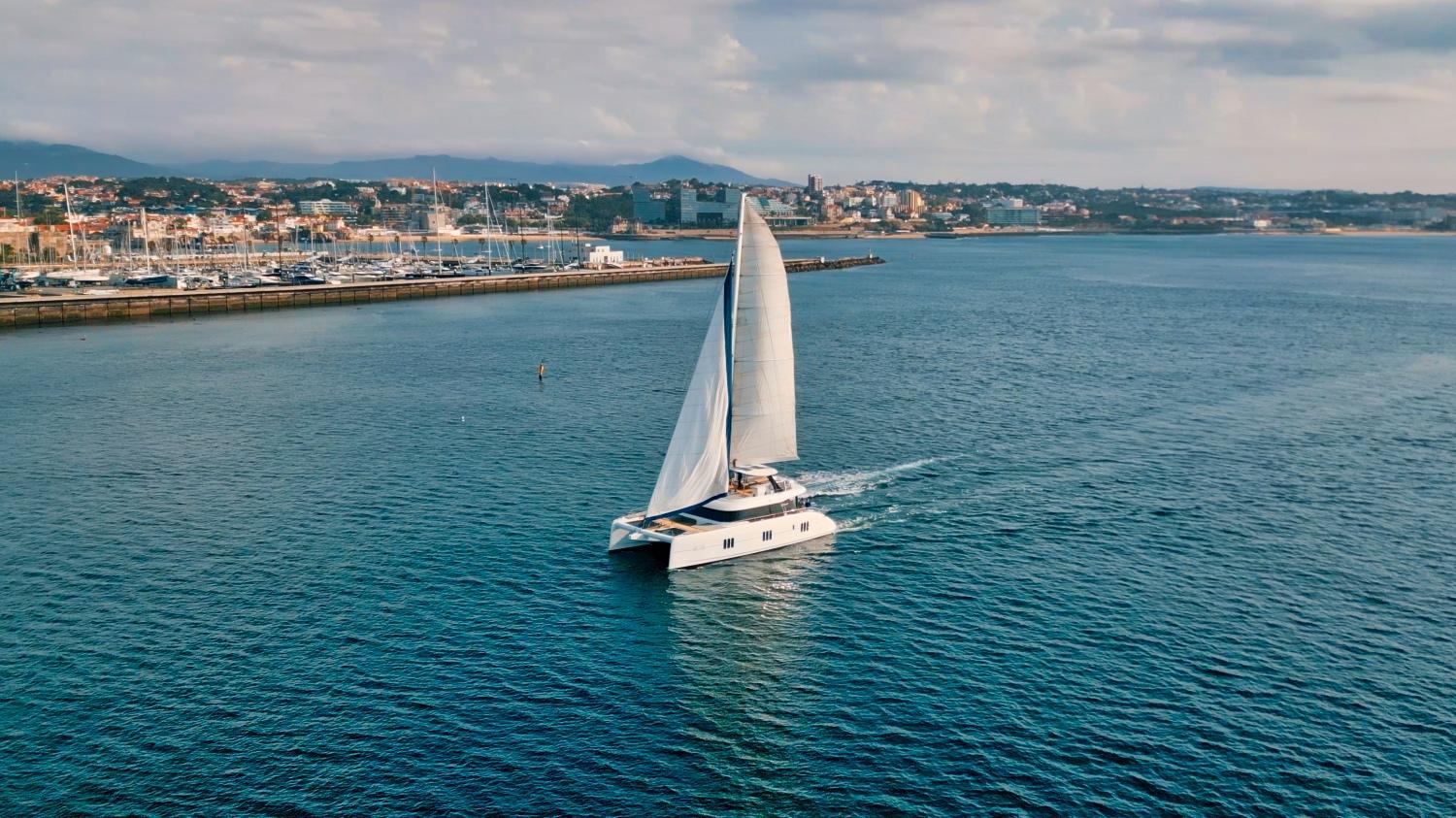 FEEL THE BLUE 2018 SUNREEF YACHTS 60 Yacht For Sale in Cascais FEEL THE BLUE 2018 SUNREEF YACHTS 60 Yacht For Sale in Cascais