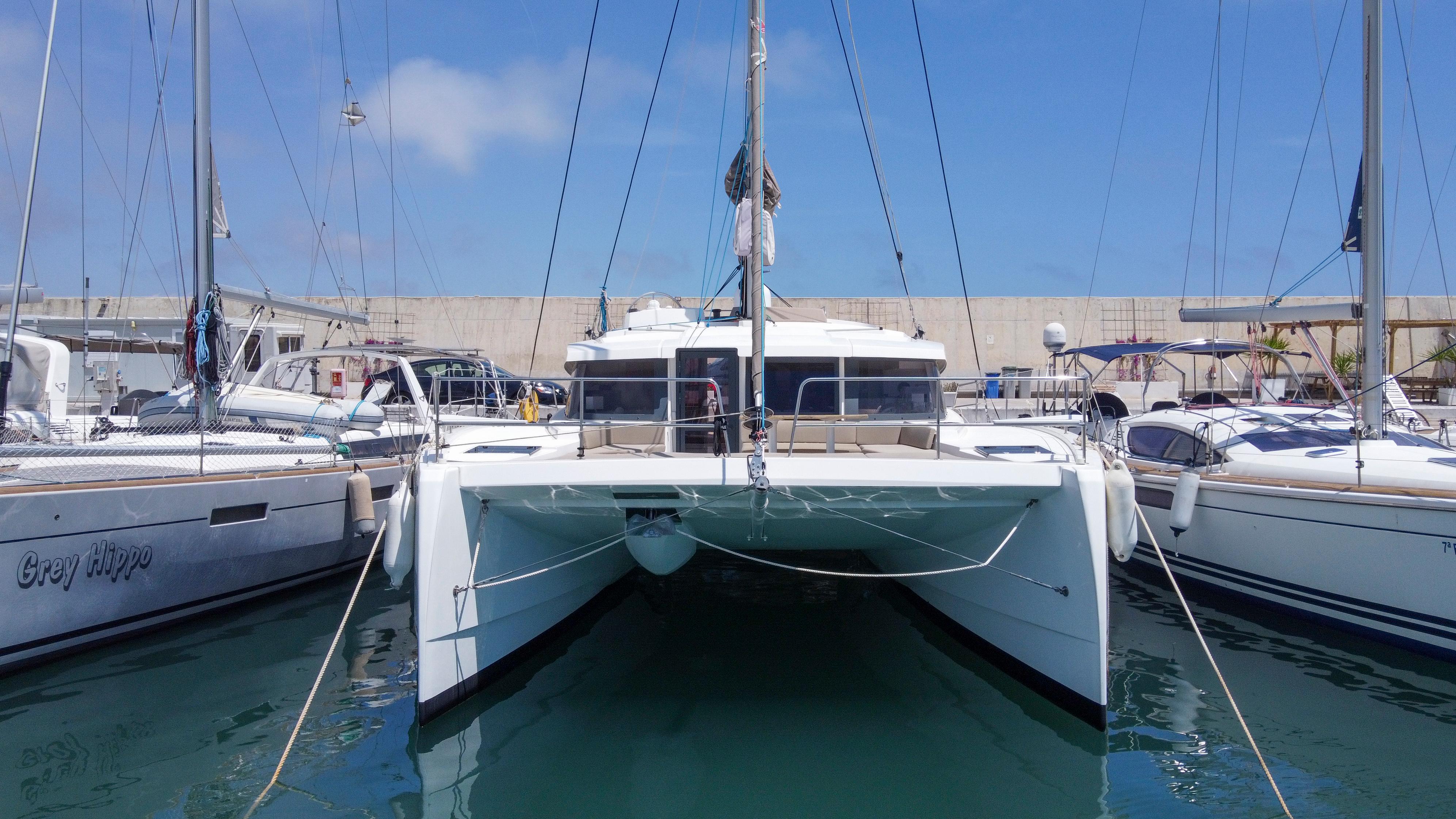 Rugaru 2022 Bali 4.2 Yacht For Sale in Segur de Calafell ES-B