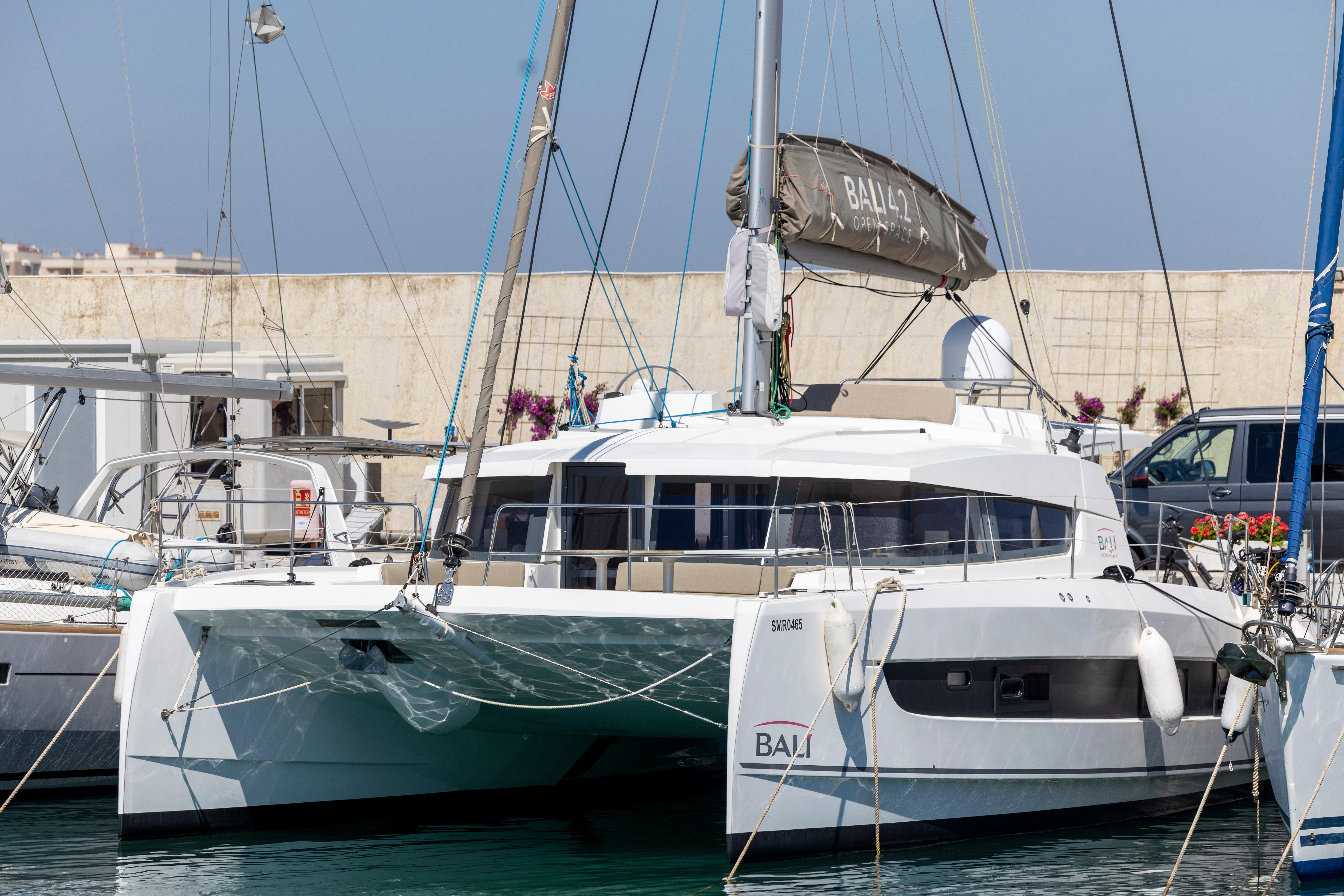 Rugaru 2022 Bali 4.2 Yacht For Sale in Segur de Calafell ES-B