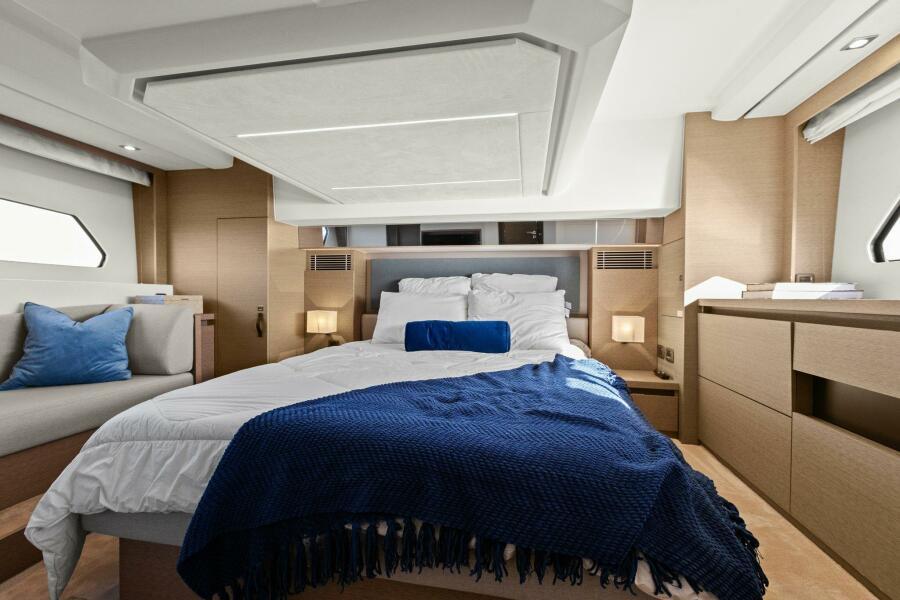 Brace Yourself Too 2022 Prestige 460 Yacht For Sale in Saint Petersburg FL Brace Yourself Too 2022 Prestige 460 Yacht For Sale in Saint Petersburg FL