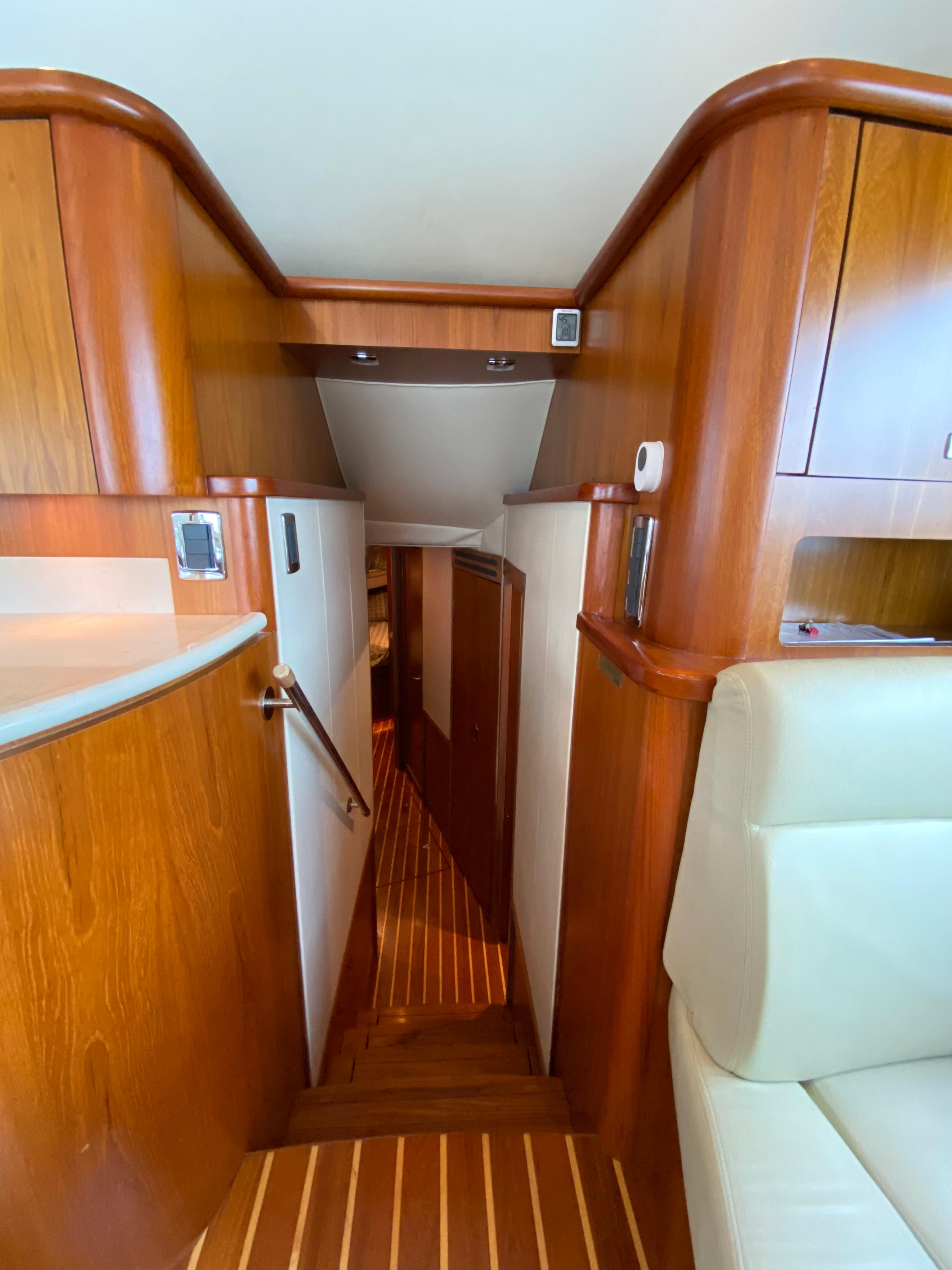 2012 Tiara Yachts 48 Convertible Yacht For Sale in San Juan 2012 Tiara Yachts 48 Convertible Yacht For Sale in San Juan