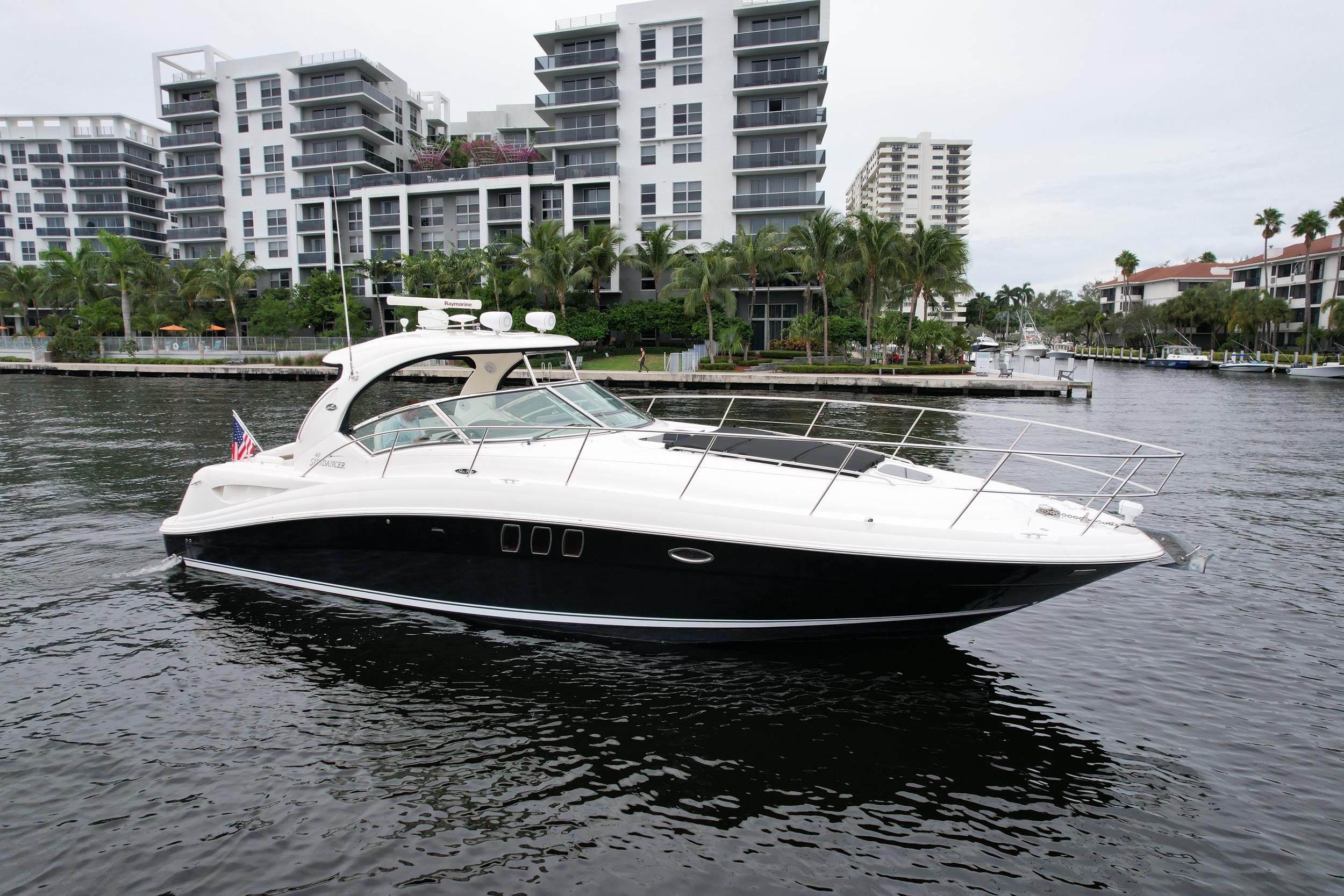 Sea Ray 40 Sundancer 2007 Yacht Sold Sea Ray 40 Sundancer 2007 Yacht Sold
