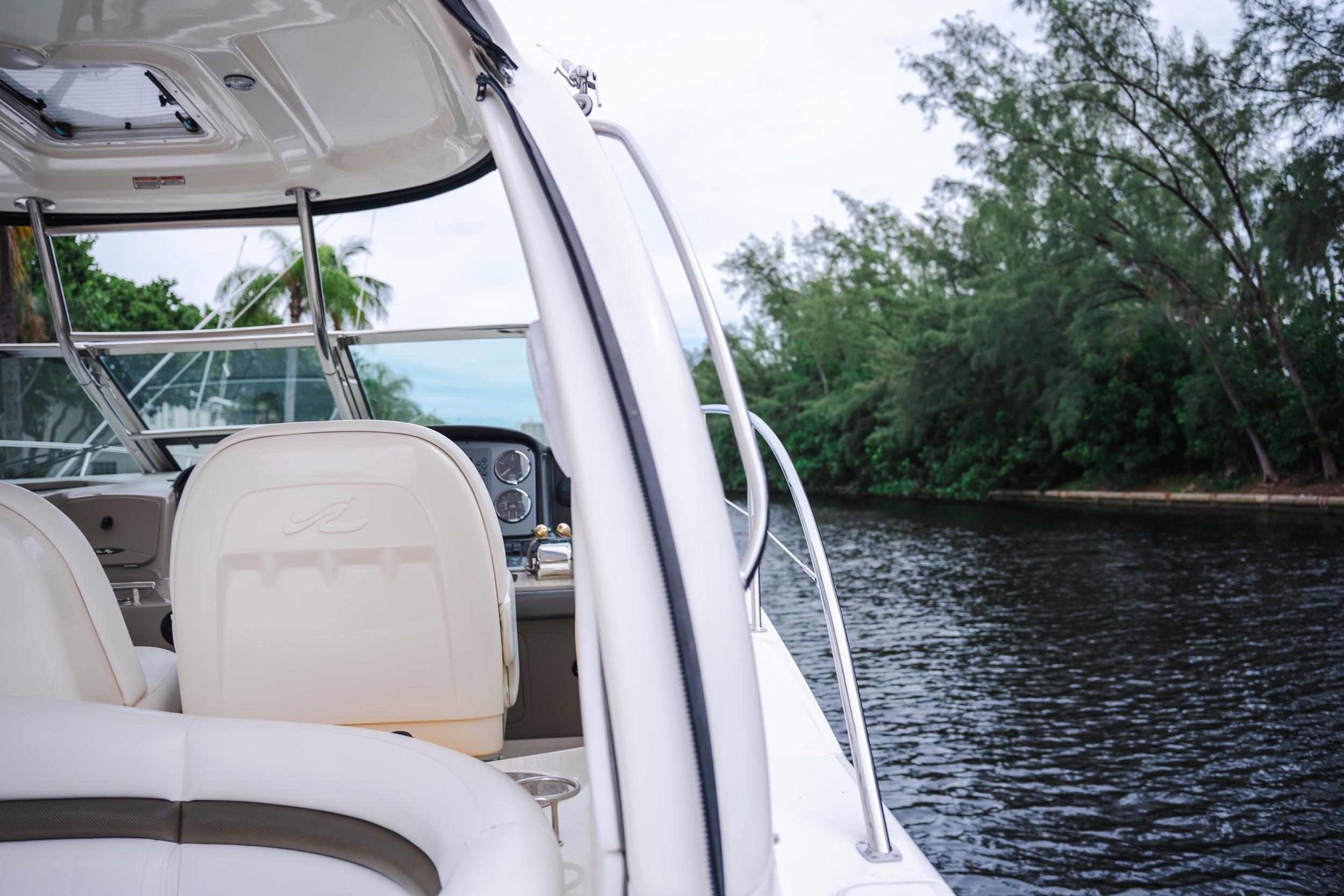 Sea Ray 40 Sundancer 2007 Yacht Sold Sea Ray 40 Sundancer 2007 Yacht Sold