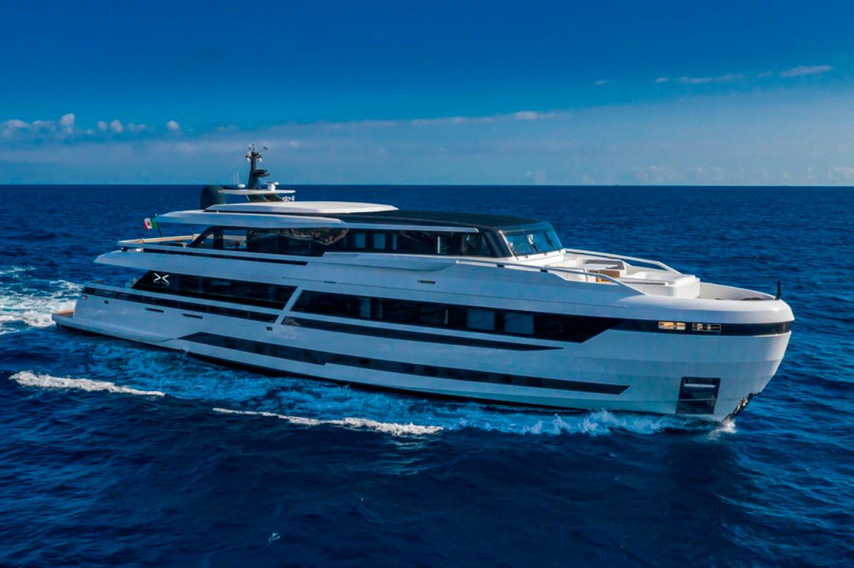 LAUL 2019 ISA Extra 130 Alloy Yacht For Sale in Bandol LAUL 2019 ISA Extra 130 Alloy Yacht For Sale in Bandol