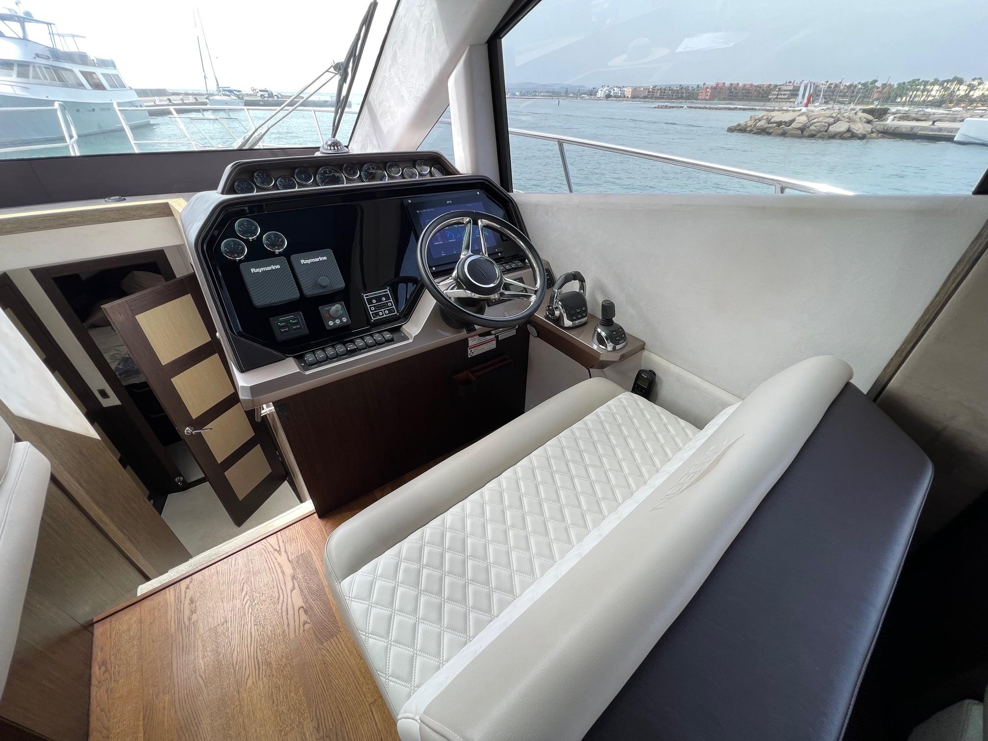 2017 Galeon 510 Sky Yacht For Sale in Palma de Mallorca ES-PM 2017 Galeon 510 Sky Yacht For Sale in Palma de Mallorca ES-PM