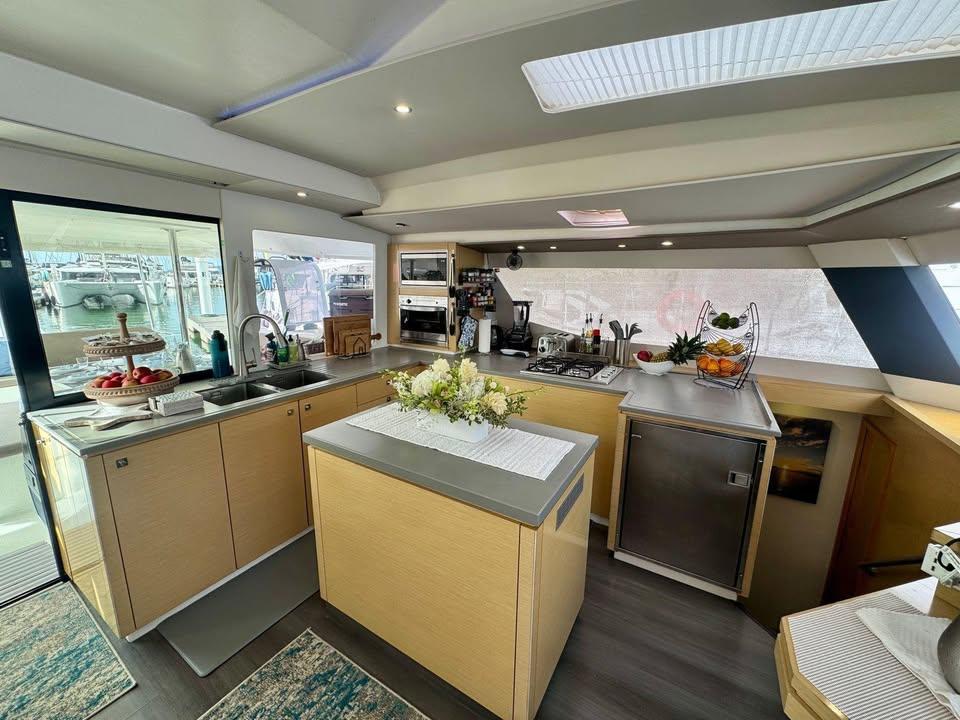 2015 Fountaine Pajot SABA 50 Yacht For Sale in Charlotte Amalie 2015 Fountaine Pajot SABA 50 Yacht For Sale in Charlotte Amalie