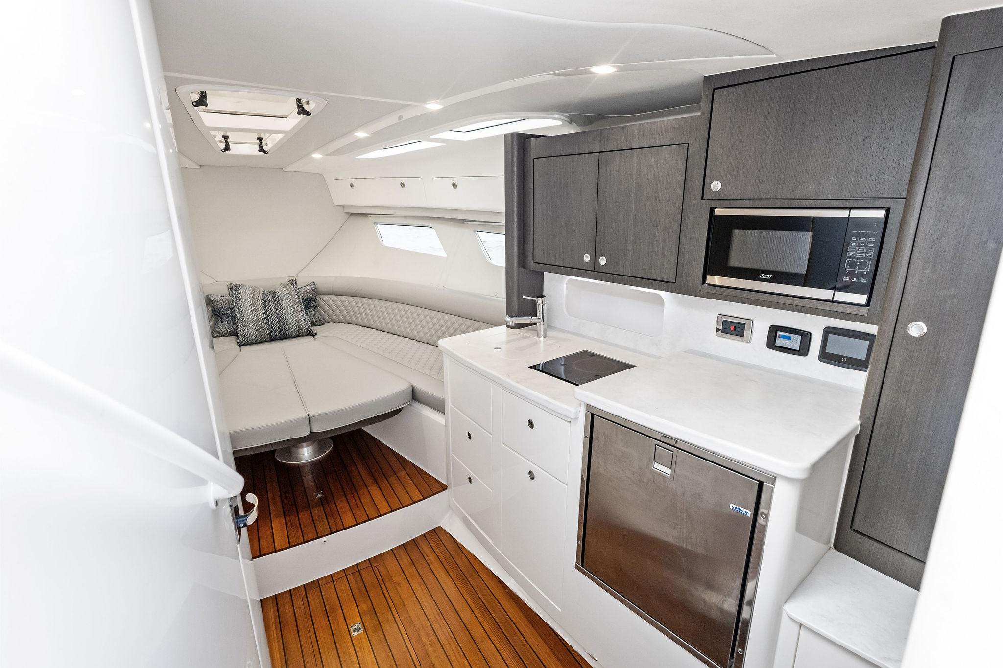 2023 Intrepid 41 Valor Yacht For Sale in Destin FL 2023 Intrepid 41 Valor Yacht For Sale in Destin FL