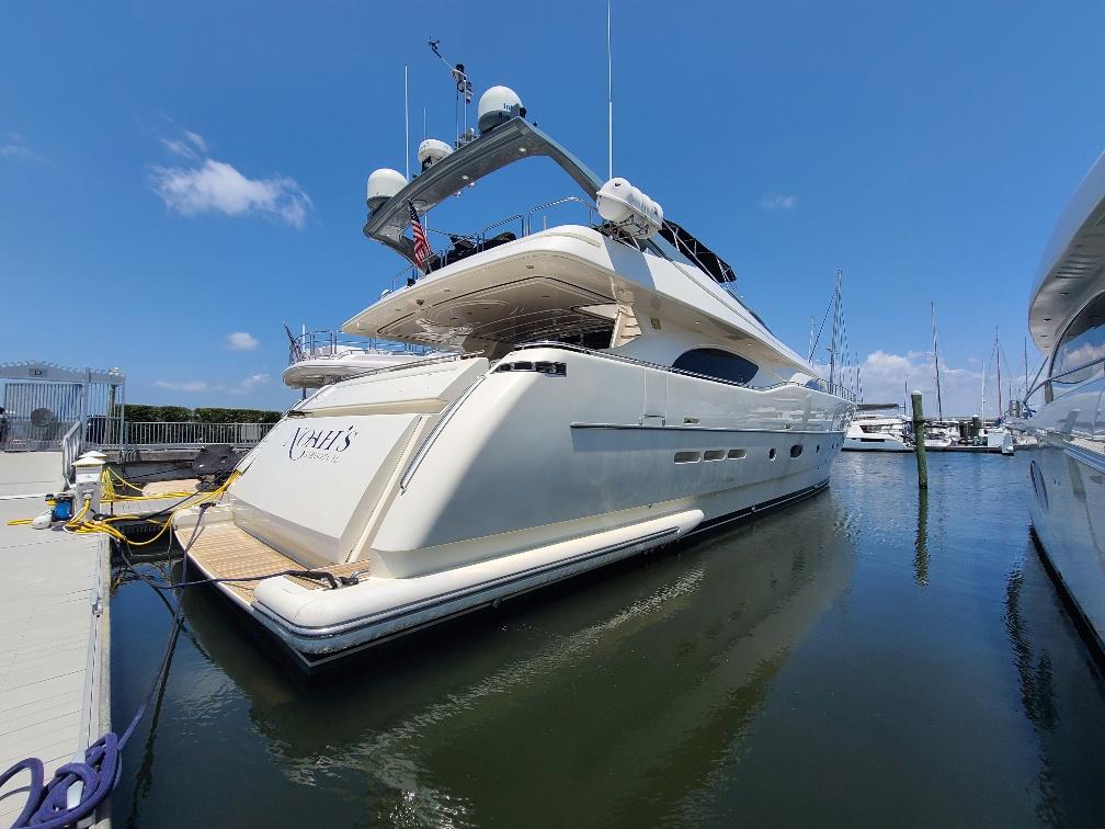 Noah's 2004 Ferretti Yachts 94 Yacht For Sale in Bradenton FL