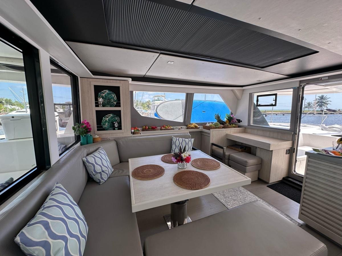 NICE AFT TOO 2018 Leopard 45 Yacht For Sale in Belize City NICE AFT TOO 2018 Leopard 45 Yacht For Sale in Belize City