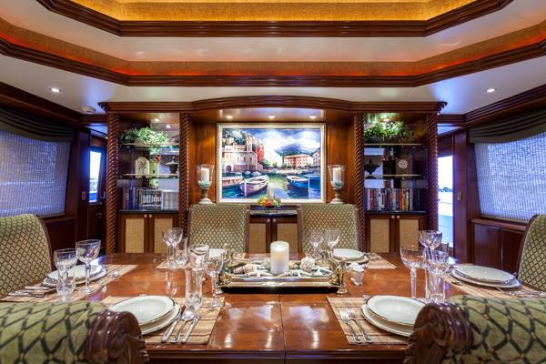 VALKYRIE 2001 Crescent Motor Yacht Yacht For Sale in West Palm Beach FL VALKYRIE 2001 Crescent Motor Yacht Yacht For Sale in West Palm Beach FL