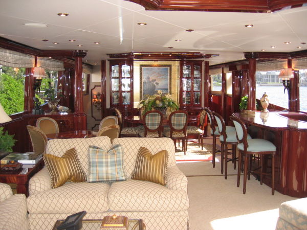 Bella Contessa 2004 Lazzara Yachts Motoryacht Raised Pilothouse (Hull #5) Yacht For Sale in Ft Lauderdale FL