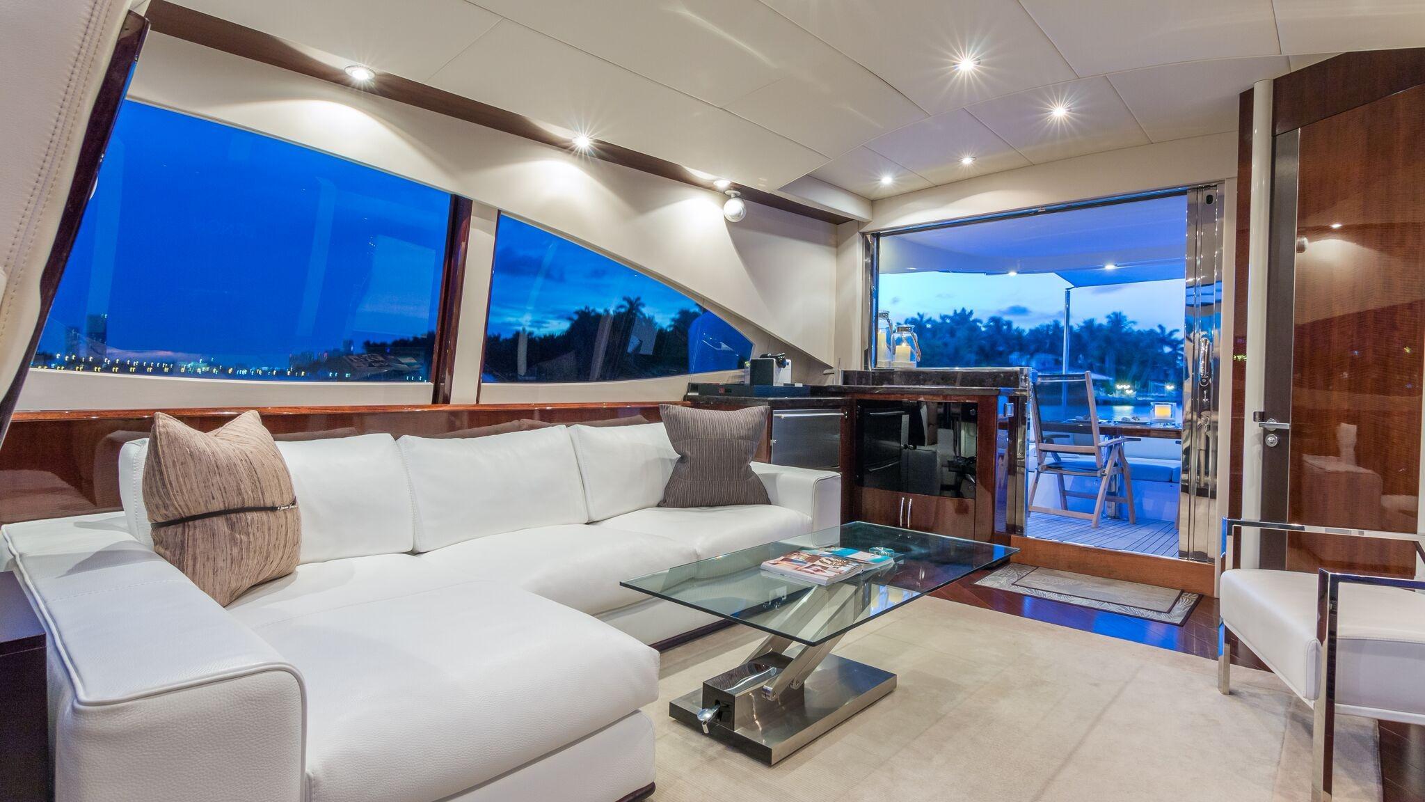 Carpe Diem 2007 Lazzara Yachts 75 LSX Yacht For Sale in Miami FL Carpe Diem 2007 Lazzara Yachts 75 LSX Yacht For Sale in Miami FL