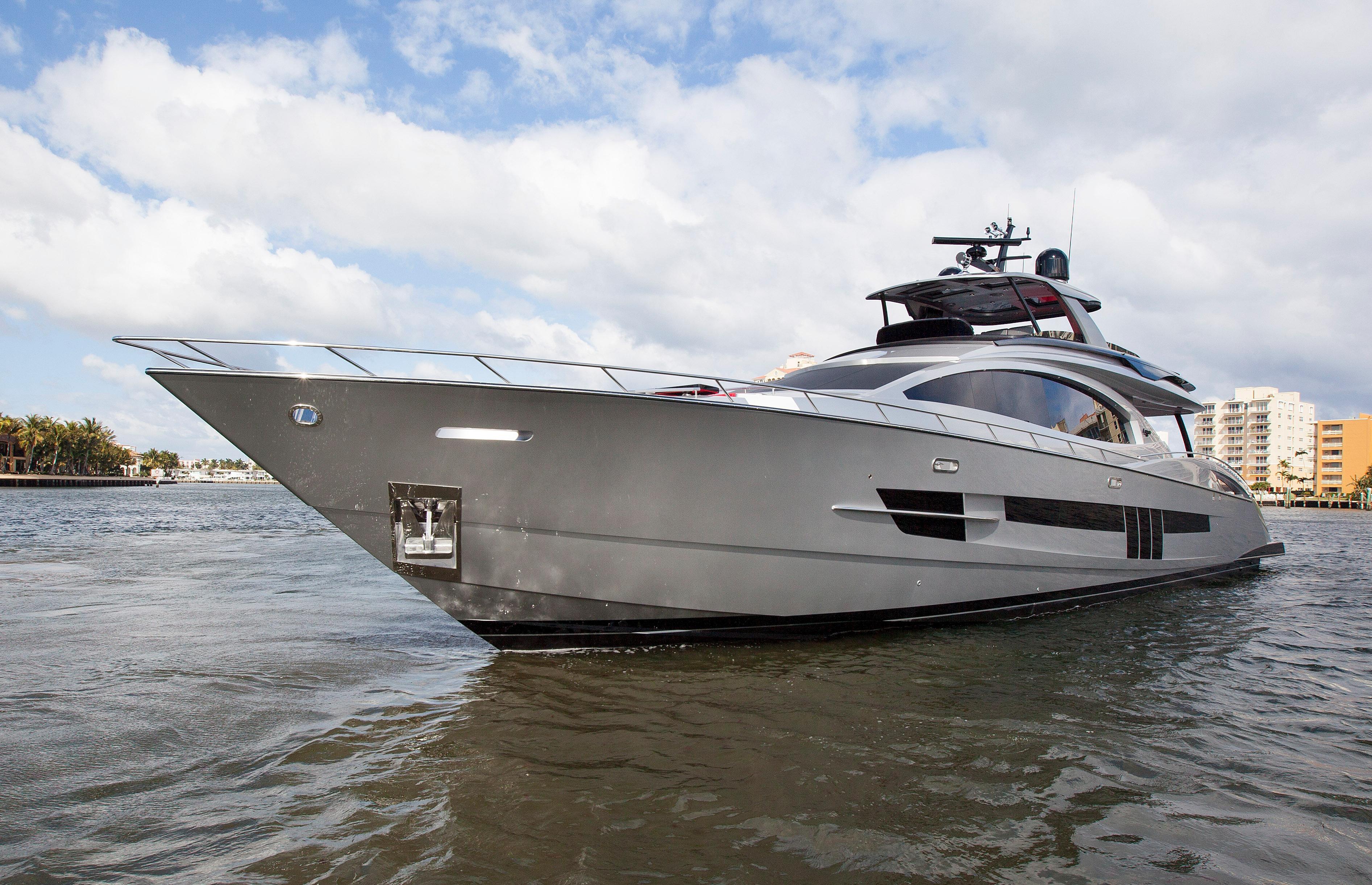 VIRGIN 2014 Lazzara Yachts LSX Yacht For Sale in Fort Lauderdale FL VIRGIN 2014 Lazzara Yachts LSX Yacht For Sale in Fort Lauderdale FL