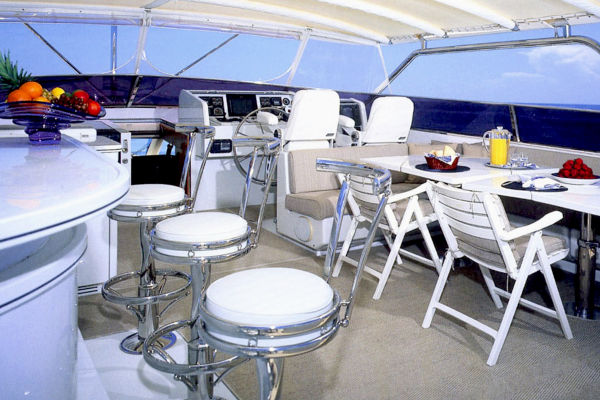 SAVANNAH 2001 Intermarine Yacht For Sale in FL SAVANNAH 2001 Intermarine Yacht For Sale in FL