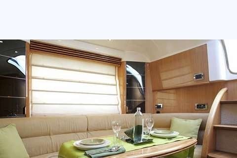 2008 Absolute Yachts 47 Yacht For Sale in Roma 2008 Absolute Yachts 47 Yacht For Sale in Roma