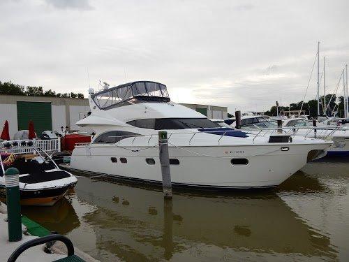 Odyssey 2004 Marquis 59 Motor Yacht Freshwater Yacht For Sale in Rochester NY Odyssey 2004 Marquis 59 Motor Yacht Freshwater Yacht For Sale in Rochester NY