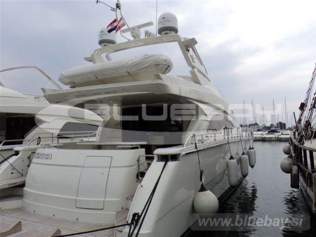 2006 Dominator 680 Yacht For Sale in Adria 2006 Dominator 680 Yacht For Sale in Adria